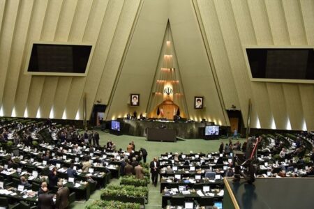 موج پشیمانی و ندامت در مجلس یازدهم/ حیدری: ۹۵ درصد نمایندگان دعوت کننده از رئیسی برای شرکت در انتخابات پشیمان هستند