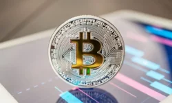 قیمت بیت کوین از مرز ۵۹٬۰۰۰ دلار عبور کرد؛ آینده BTC چه خواهد شد؟