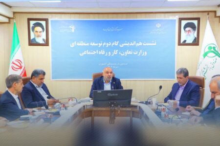 توسعه انبارهای داخلی، کاهش هزینه واردات و تحقق عدالت منطقه‌ای را به‌دنبال دارد/ با یک بخشنامه نمی‌توان تحول ایجاد کرد