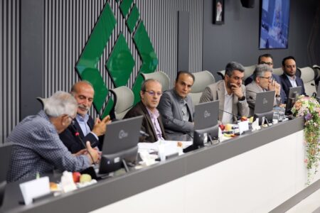 پانزدهمین نشست اتاق فکر صنعت بیمه برگزار شد