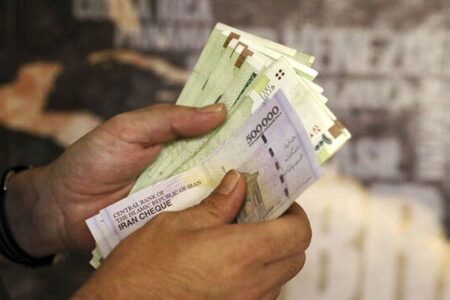 دولت برای پرداخت یارانه نقدی چه برنامه ای دارد؟/ حساب و کتاب یارانه و کالابرگ