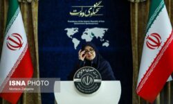 مهاجرانی: قیمت بنزین سهمیه‌ای تغییر نمی‌کند/ اقشار کم‌برخوردار باید به سهم‌شان از یارانه‌ انرژی برسند