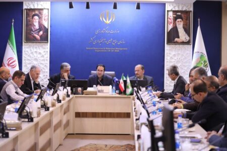 تأکید کارگروه ملی مقابله با بیابان‌زایی بر مدیریت و احیای اراضی بیابانی